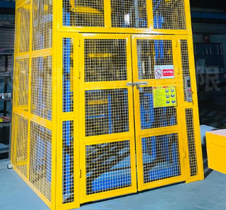 定城镇货梯可以安装在室外吗